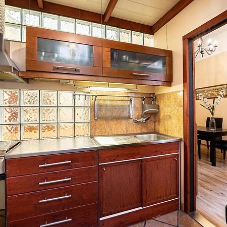 Oktogon Beautiful Relaxing Apartment Будапеща Екстериор снимка