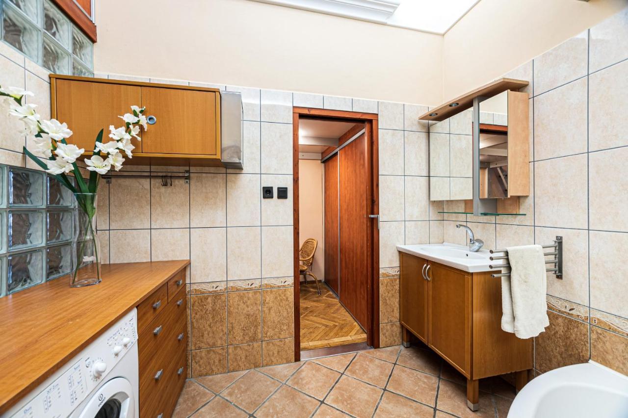 Oktogon Beautiful Relaxing Apartment Будапеща Екстериор снимка