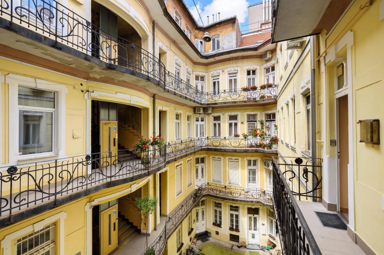 Oktogon Beautiful Relaxing Apartment Будапеща Екстериор снимка