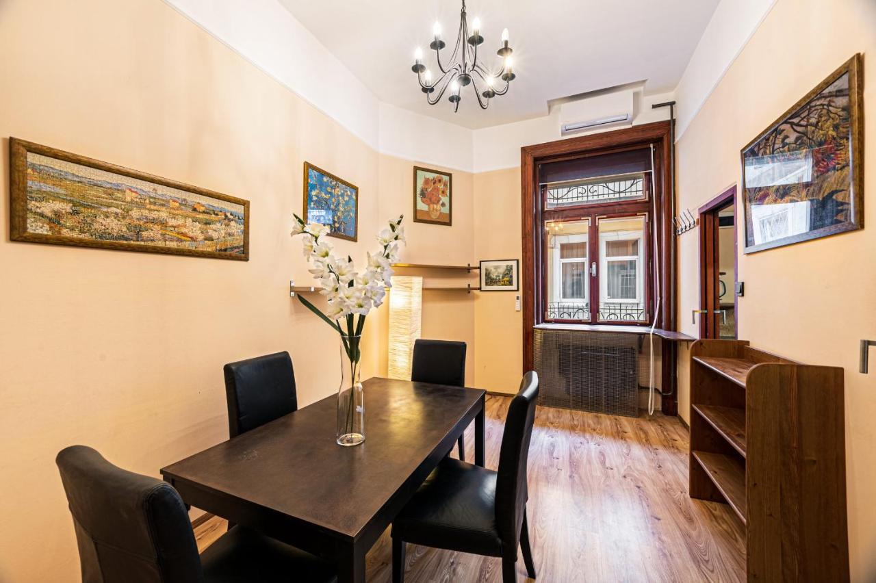 Oktogon Beautiful Relaxing Apartment Будапеща Екстериор снимка